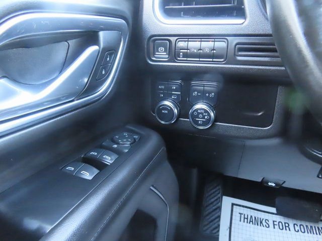 Used 2024 GMC Yukon SLE image 30