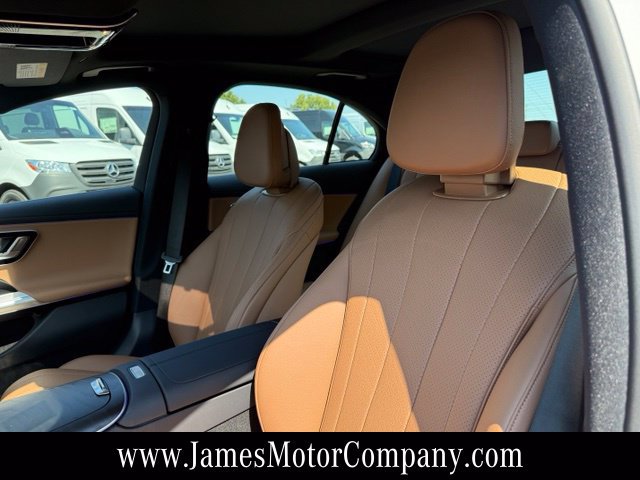 New 2027 Mercedes-Benz E 350 4MATIC Sedan image 14