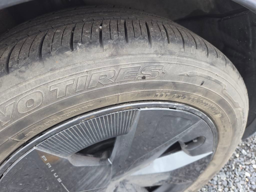 Used 2026 Toyota Prius Plug-In Hybrid image 13