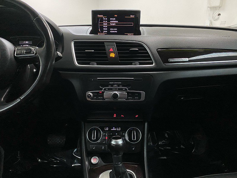 Used 2016 Audi Q3 2.0T Prestige w/ Prestige Package AWD/4WD image 19
