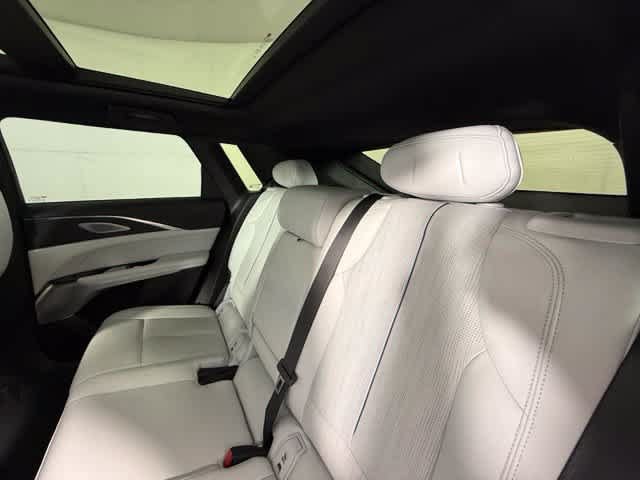 Used 2024 Cadillac Lyriq Luxury RWD image 25