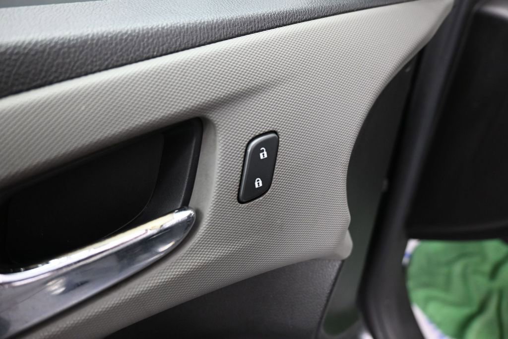 Used 2014 Chevrolet Sonic LTZ FWD image 28