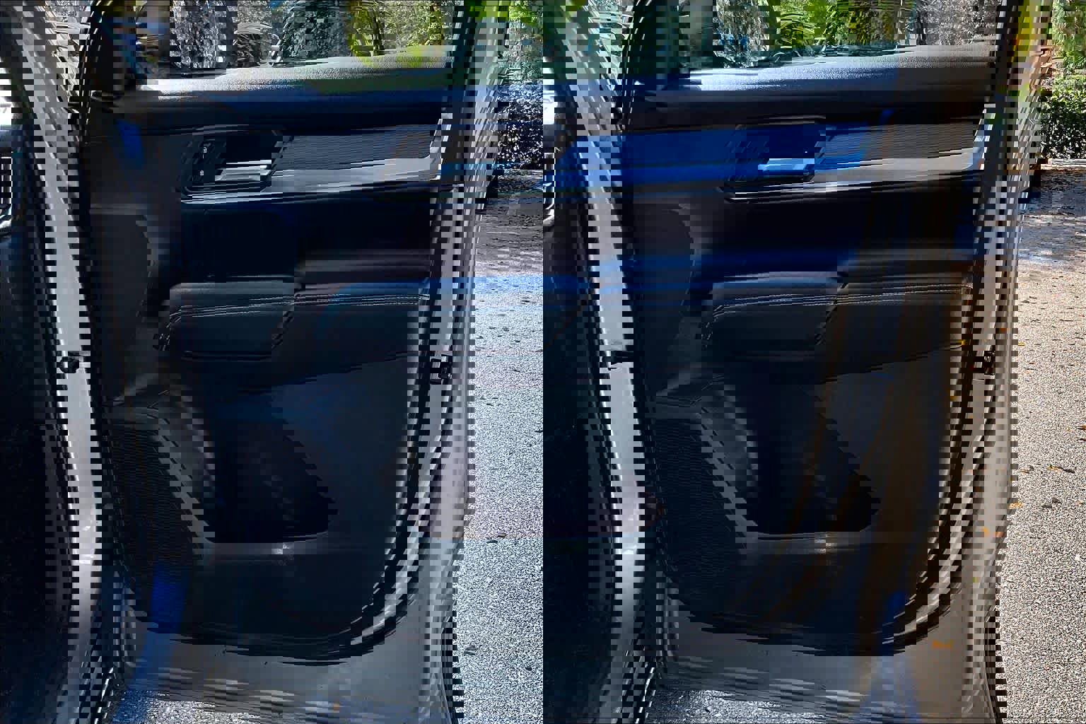 Used 2026 GMC Terrain Elevation image 27