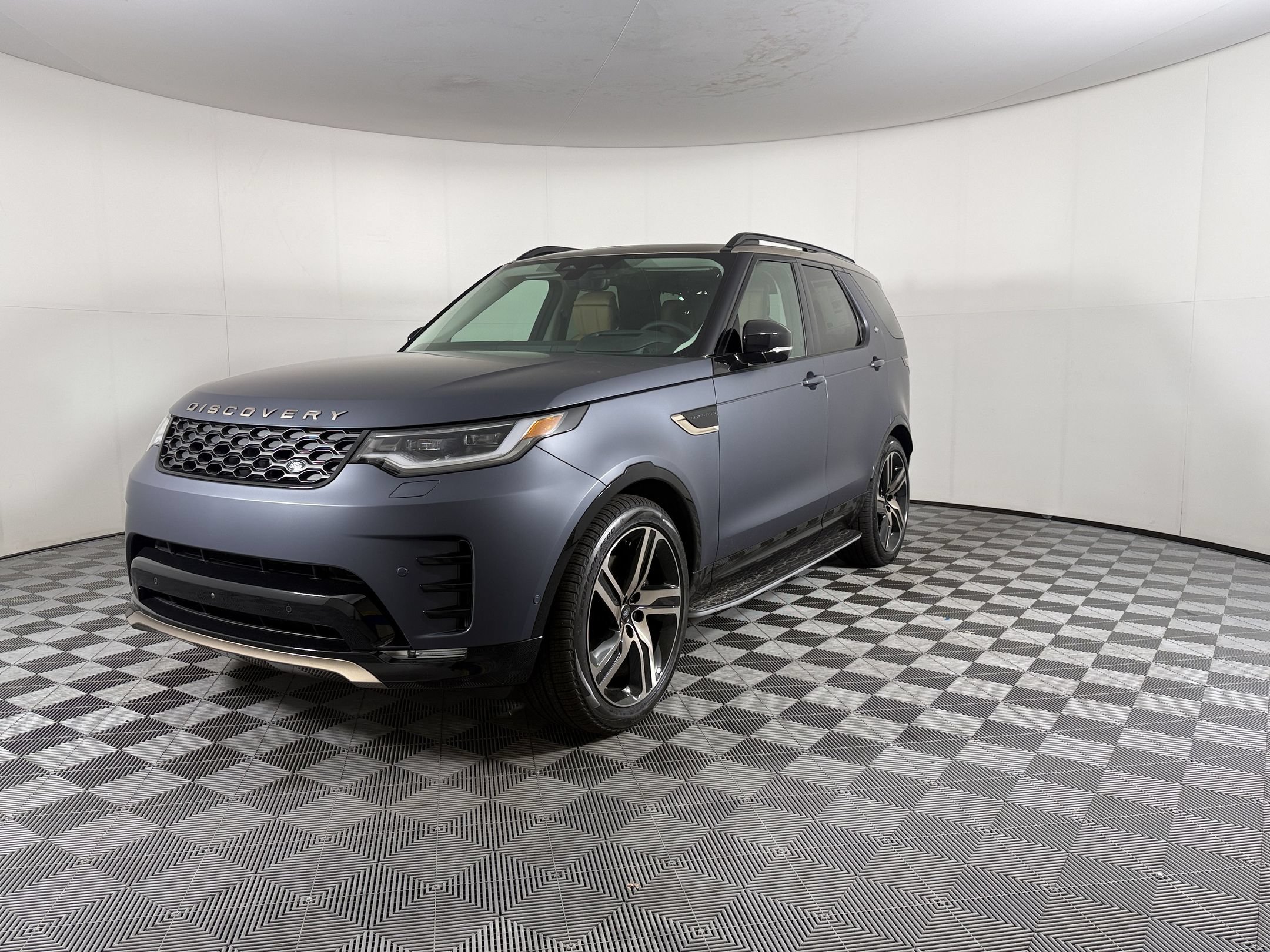 New 2026 Land Rover Discovery Limited Edition