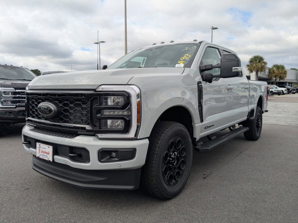 New 2025 Ford F350 Lariat w/ Lariat Ultimate Package image 8