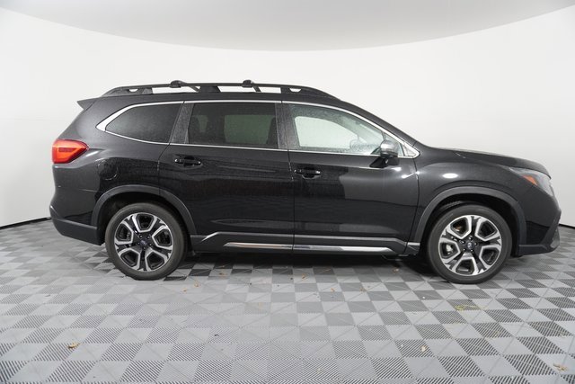 Certified 2023 Subaru Ascent Limited w/ Technology Package image 9