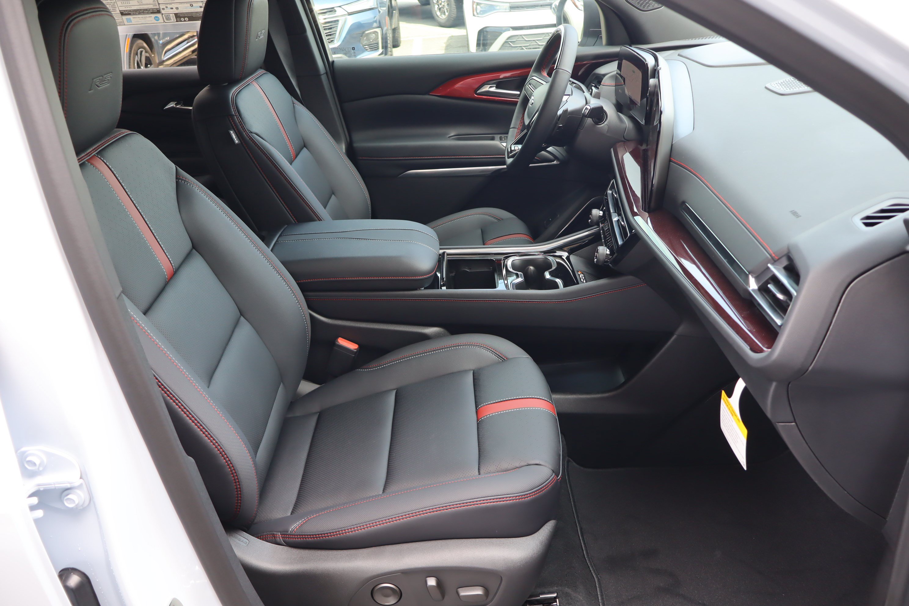 New 2026 Chevrolet Traverse RS FWD image 27