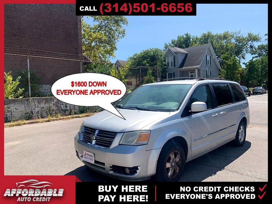 Used 2008 Dodge Grand Caravan SXT w/ Entertainment Group 2