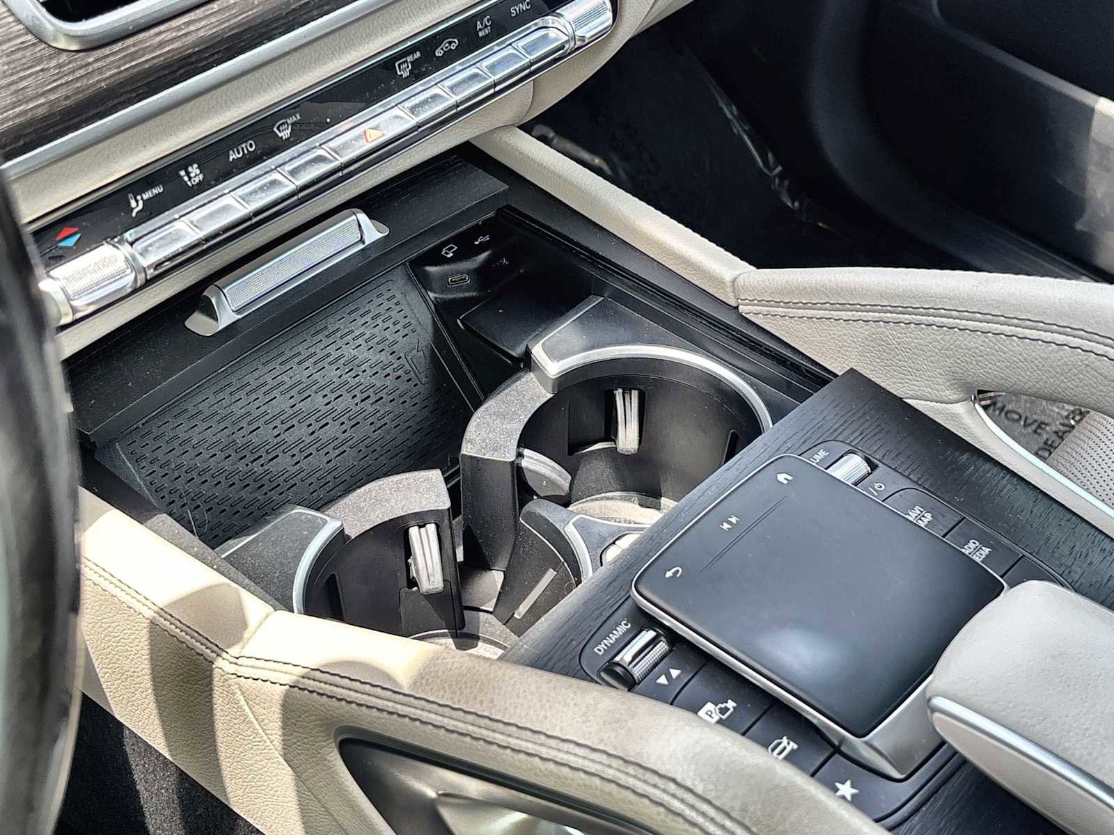 Used 2023 Mercedes-Benz GLS 450 4MATIC image 22