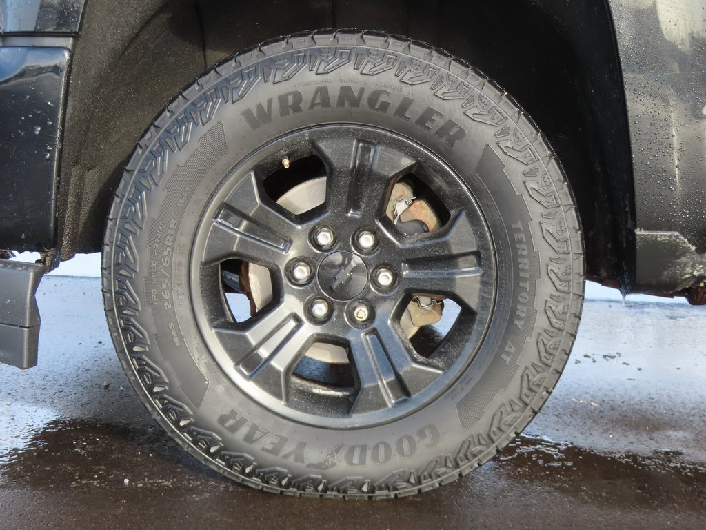 Used 2017 Chevrolet Silverado 1500 LT w/ All Star Edition image 12