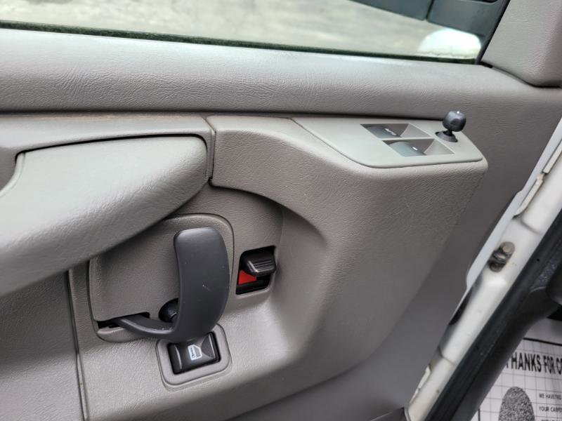 Used 2012 Chevrolet Express 2500 w/ Power Package image 20