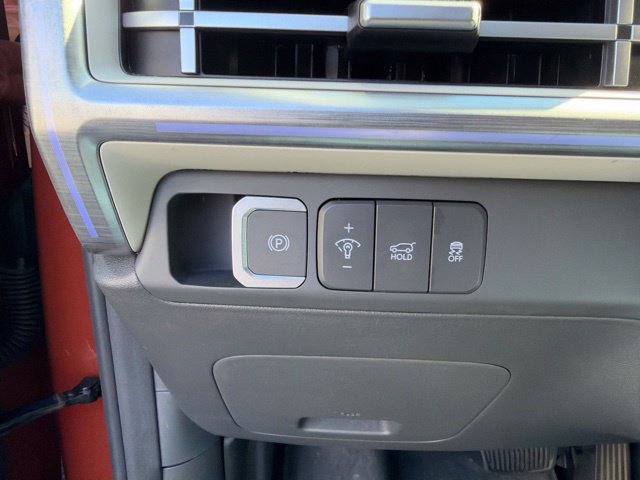 Used 2024 Hyundai Santa Fe Calligraphy AWD/4WD image 10