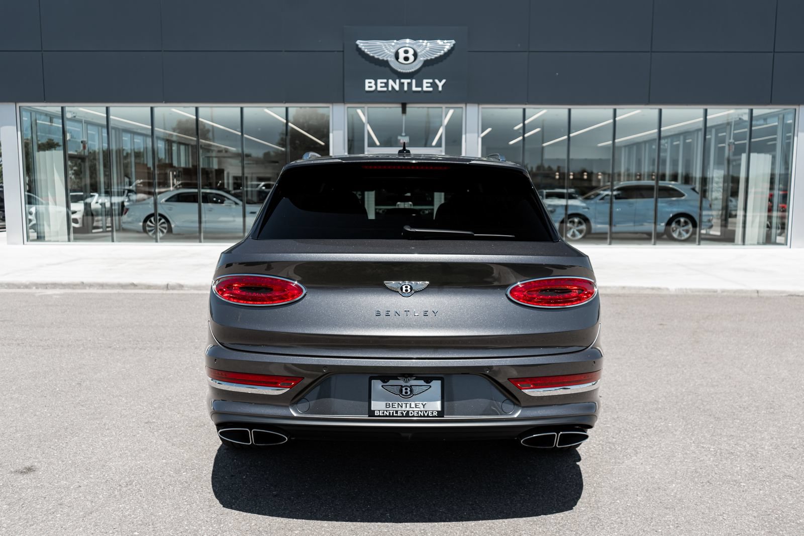 Certified 2024 Bentley Bentayga AWD/4WD image 11