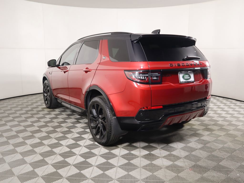Certified 2024 Land Rover Discovery Sport Dynamic SE image 7