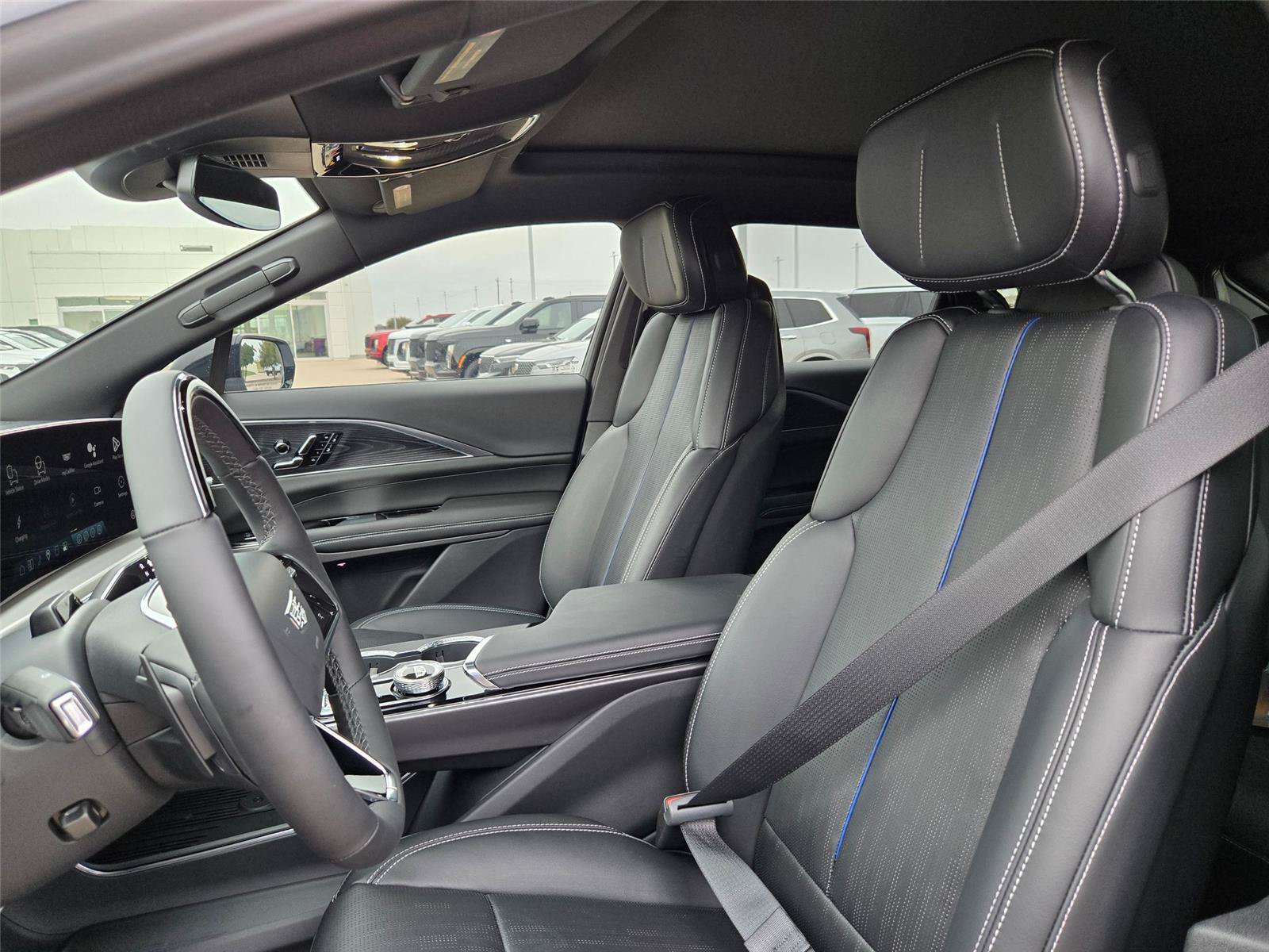 New 2026 Cadillac Lyriq Sport w/ LPO, Floor Liner Package AWD/4WD image 28