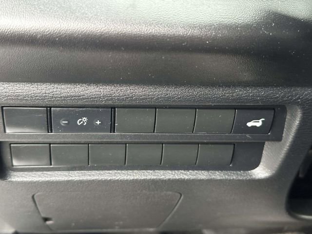 Used 2024 Mitsubishi Outlander AWD image 21