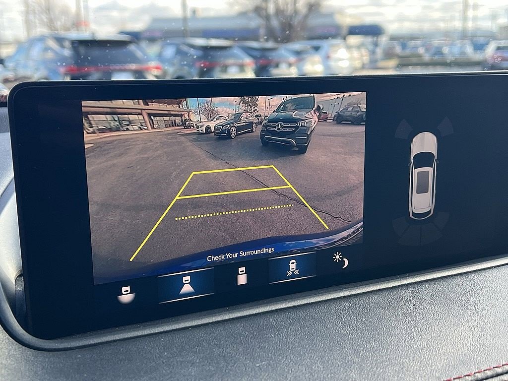 Used 2022 Acura MDX A-Spec image 17