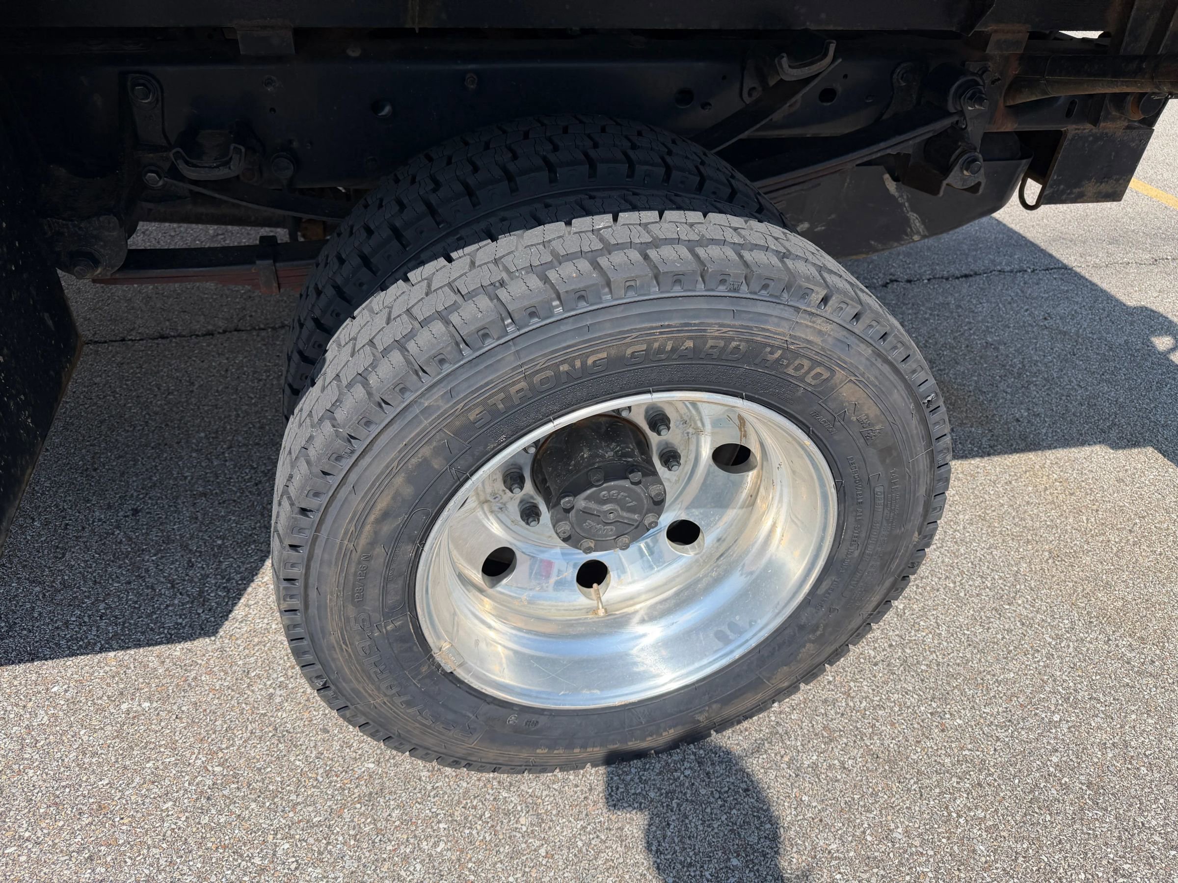 Used 2023 Ford F450 XLT AWD/4WD image 3