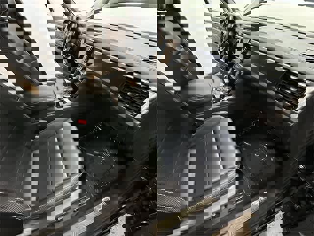 Certified 2022 Volkswagen Atlas Cross Sport SEL R-Line image 24