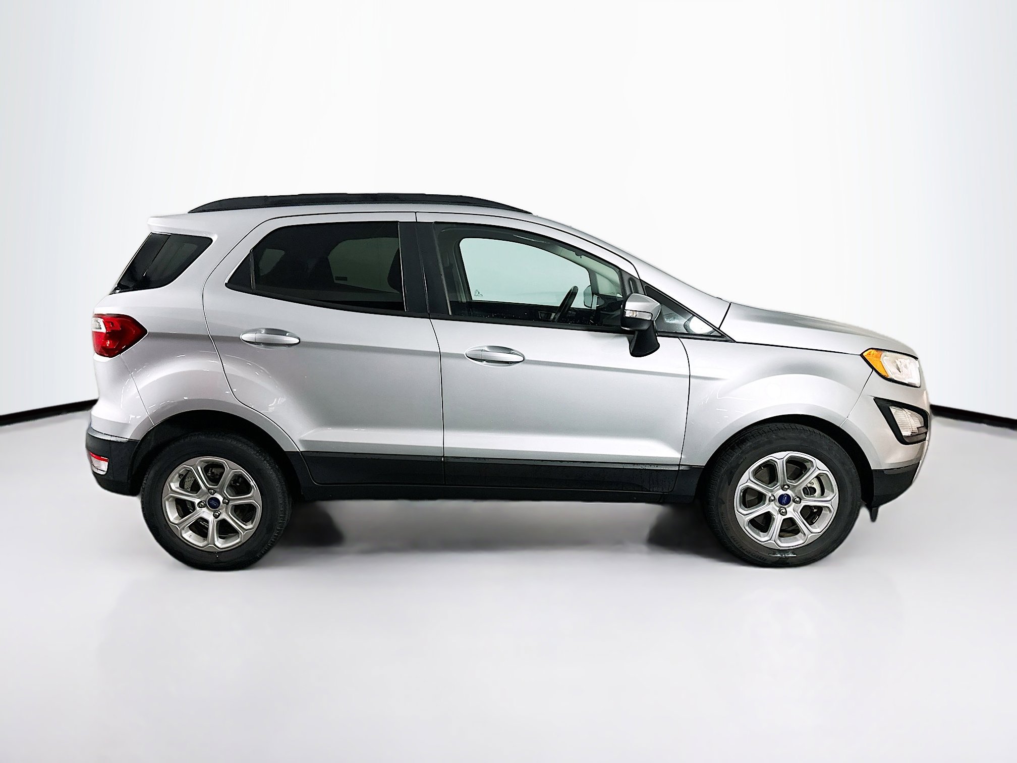 Used 2020 Ford EcoSport SE w/ SE Convenience Package image 10