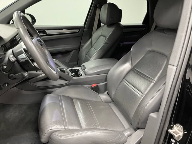 Used 2022 Porsche Cayenne Platinum Edition AWD/4WD image 39