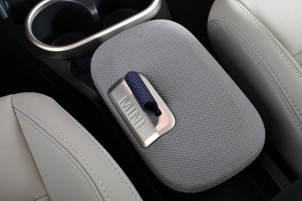 Certified 2025 MINI Cooper S image 19