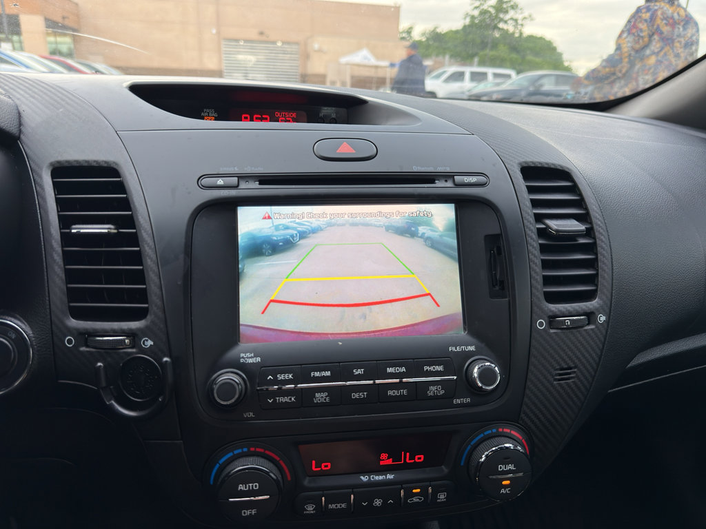 Used 2015 Kia Forte EX w/ Premium Package image 18