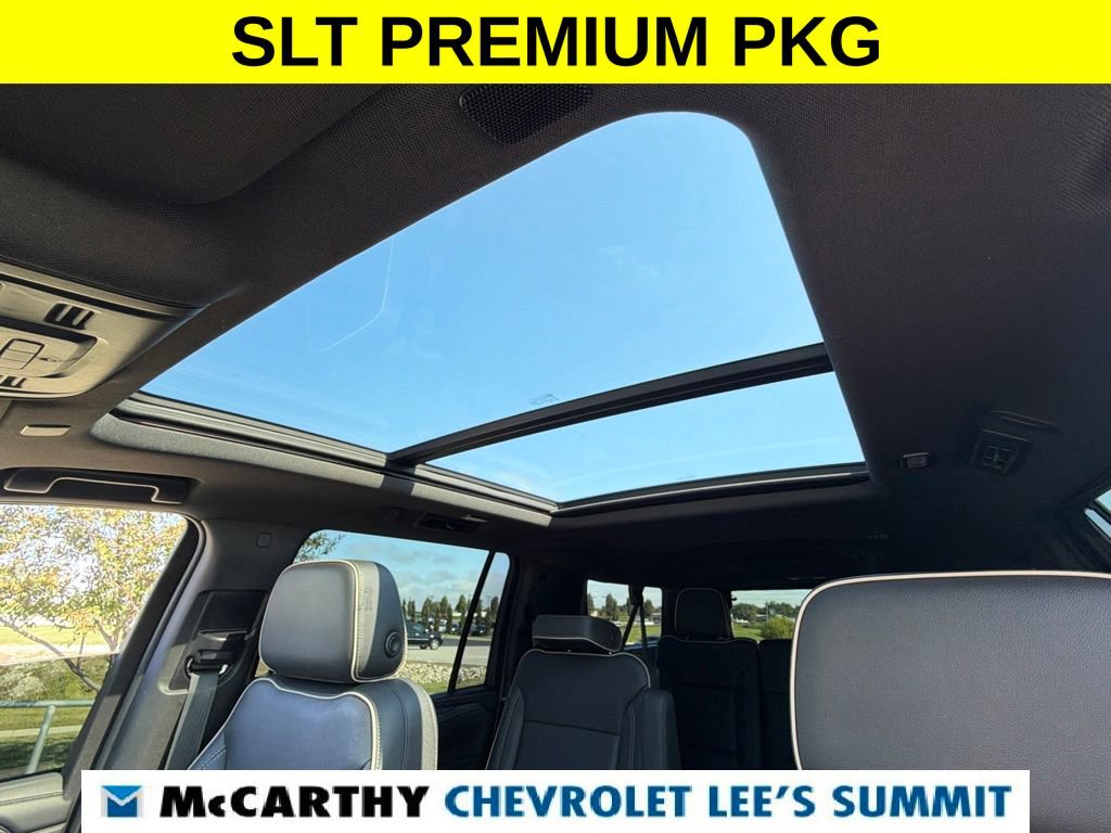 Used 2022 GMC Yukon XL SLT w/ SLT Premium Package AWD/4WD image 6