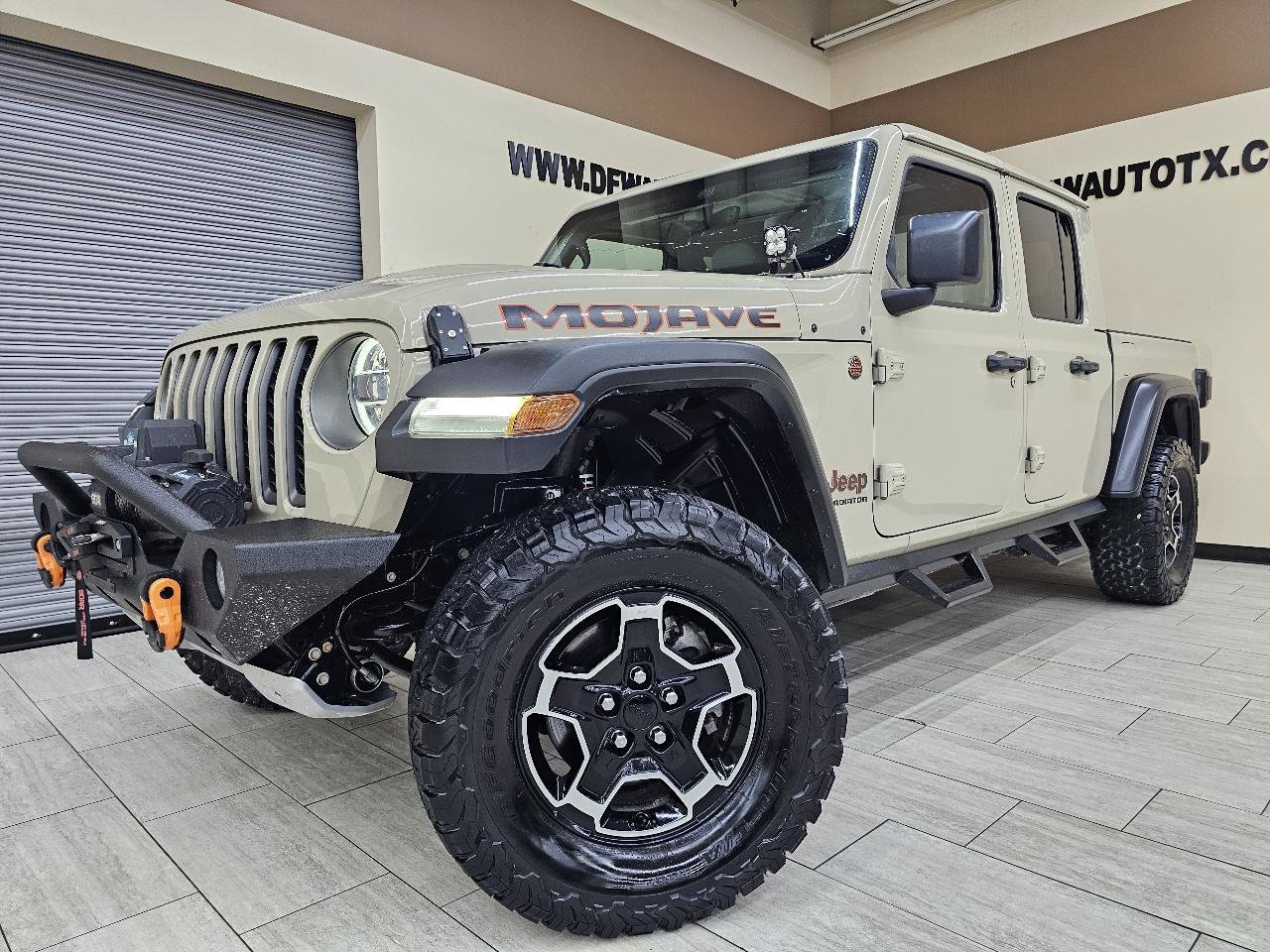 Used 2020 Jeep Gladiator Mojave AWD/4WD image 1