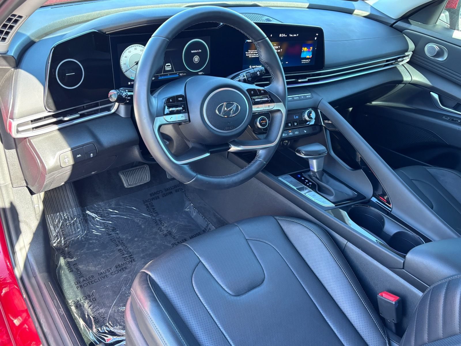 Used 2023 Hyundai Elantra Limited FWD image 17