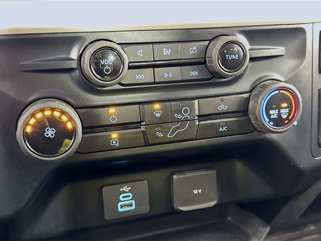 Used 2023 Ford F350 XLT AWD/4WD image 17