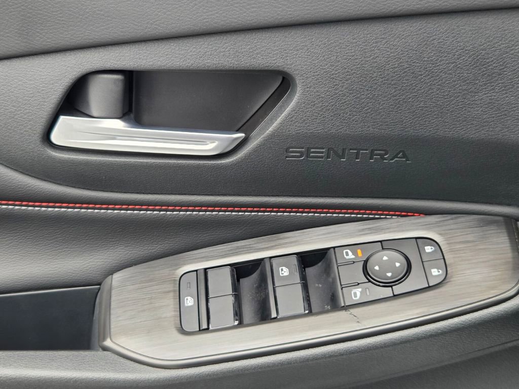 New 2026 Nissan Sentra SR w/ Floor Mat Package image 26