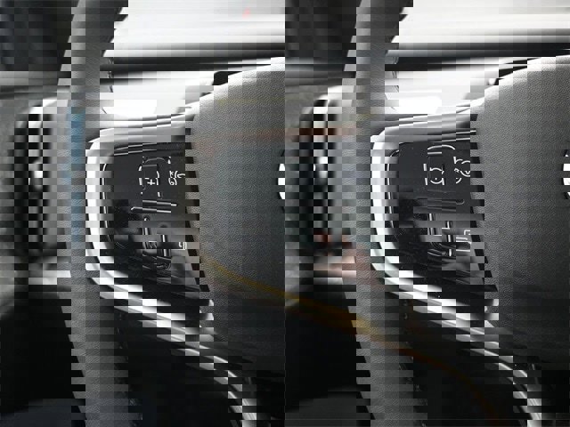 New 2025 Volvo EX30 Ultra w/ Climate Package image 13