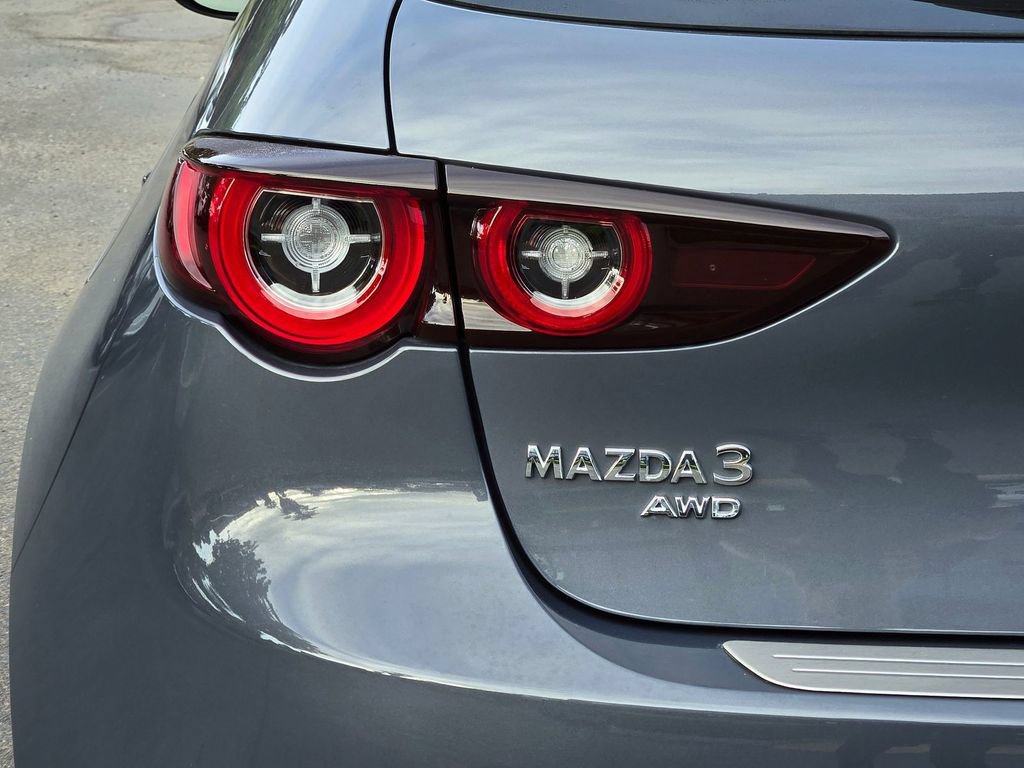 Certified 2025 MAZDA MAZDA3 Hatchback w/Premium Plus Pkg AWD/4WD image 9
