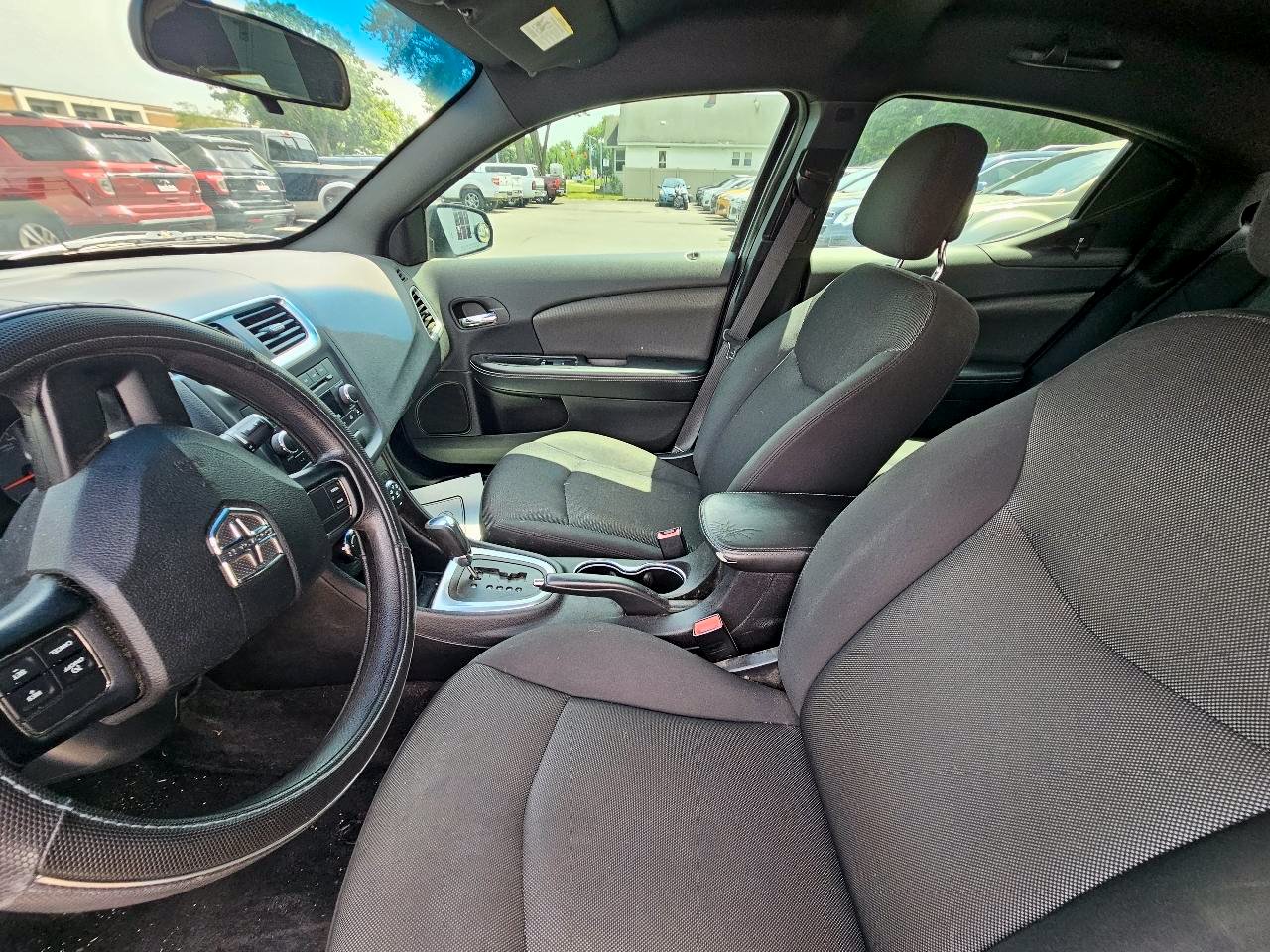 Used 2013 Dodge Avenger SE FWD image 19
