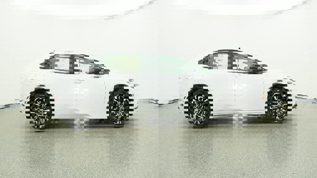 New 2026 Toyota Prius Plug-In Hybrid image 27