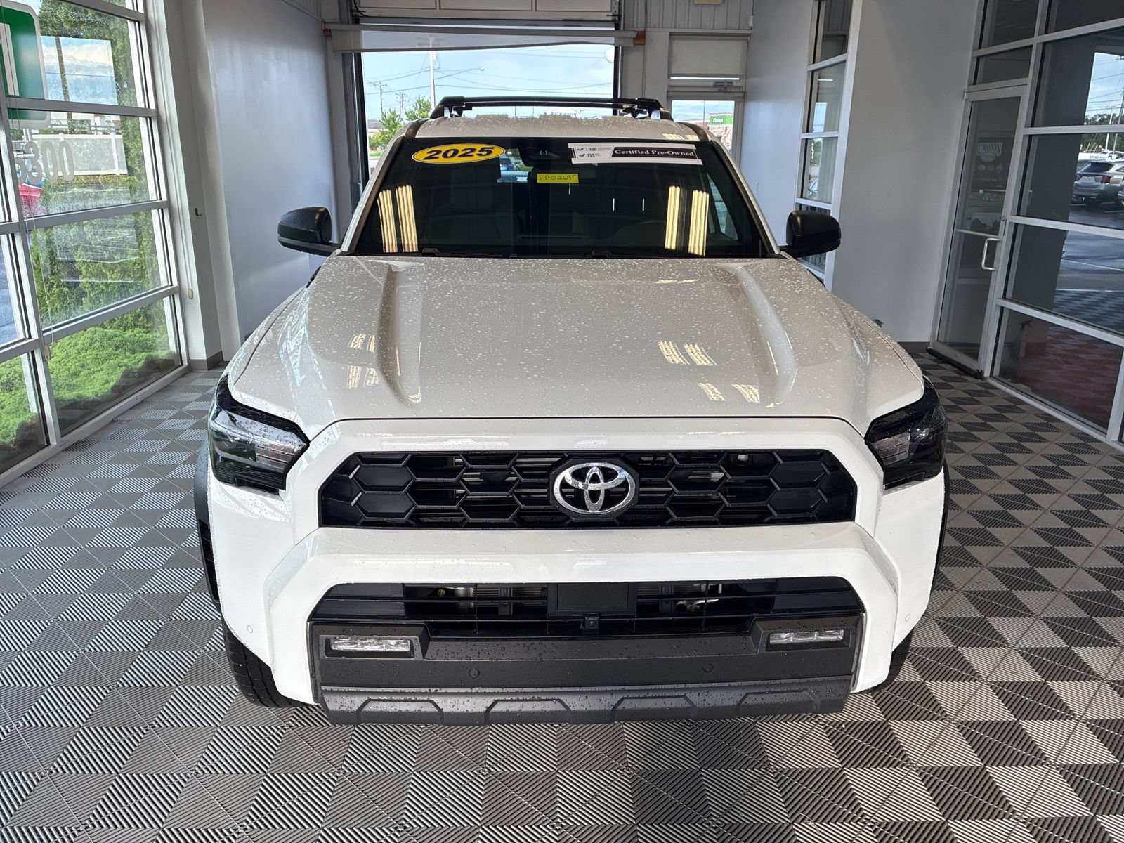 Used 2025 Toyota 4Runner TRD Off-Road AWD/4WD image 2