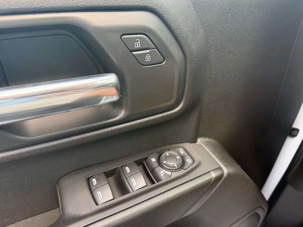 Used 2025 Chevrolet Silverado 2500 W/T w/ WT/CX Safety Package image 21