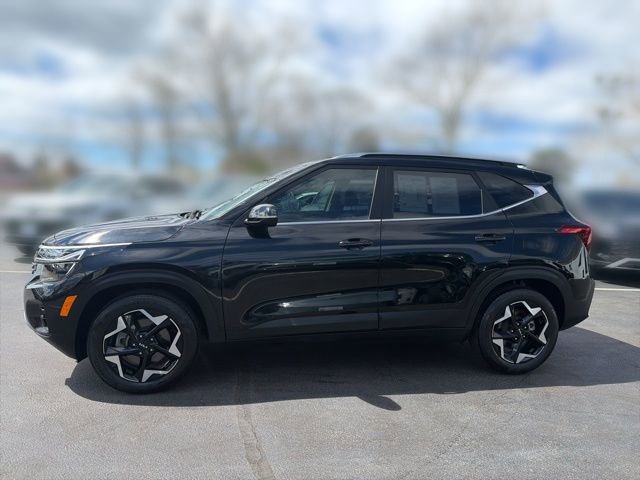 Used 2024 Kia Seltos EX AWD/4WD image 4