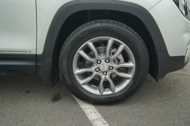 Used 2022 GMC Terrain SLT image 43