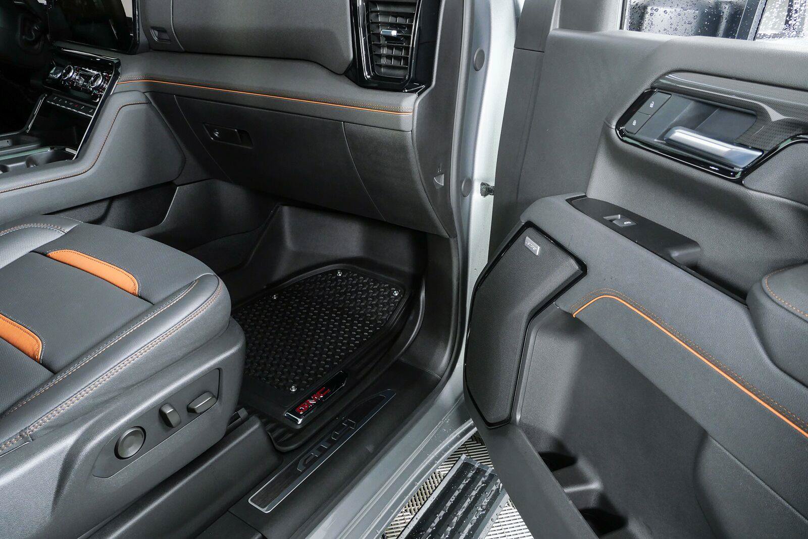 Certified 2026 GMC Sierra 2500 AT4 w/ AT4 Premium Plus Package AWD/4WD image 24