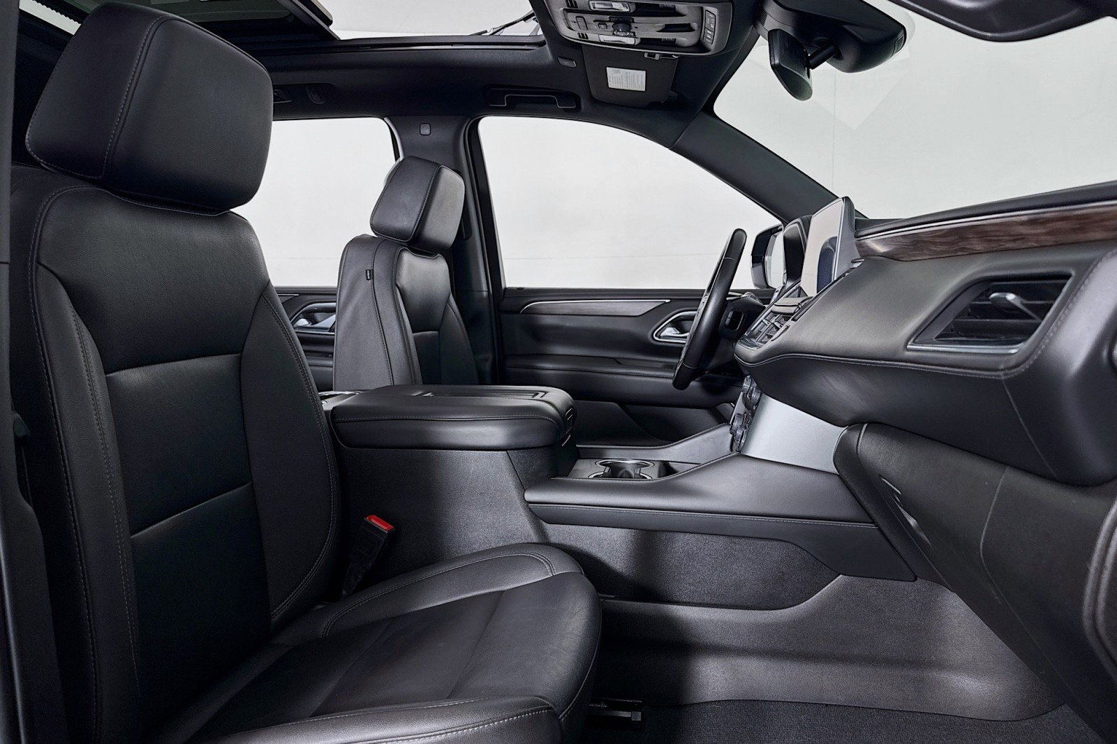 Used 2023 Chevrolet Tahoe Z71 w/ Luxury Package image 6