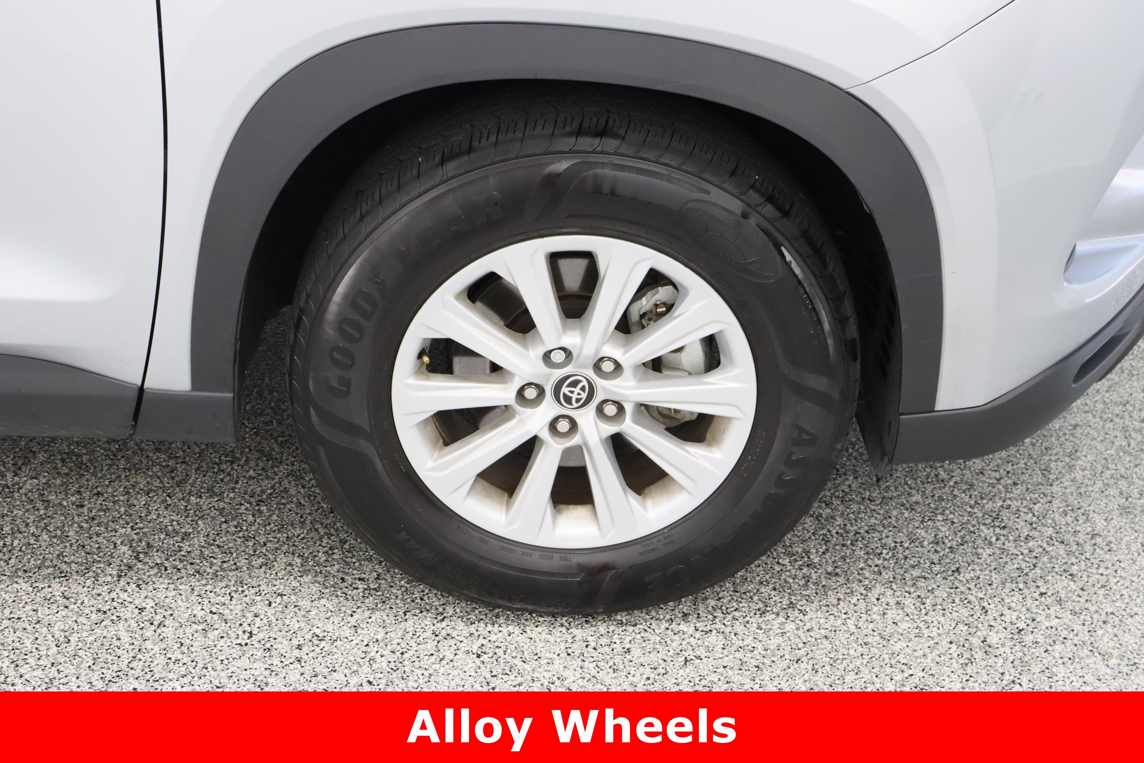 Certified 2025 Toyota Grand Highlander AWD image 5