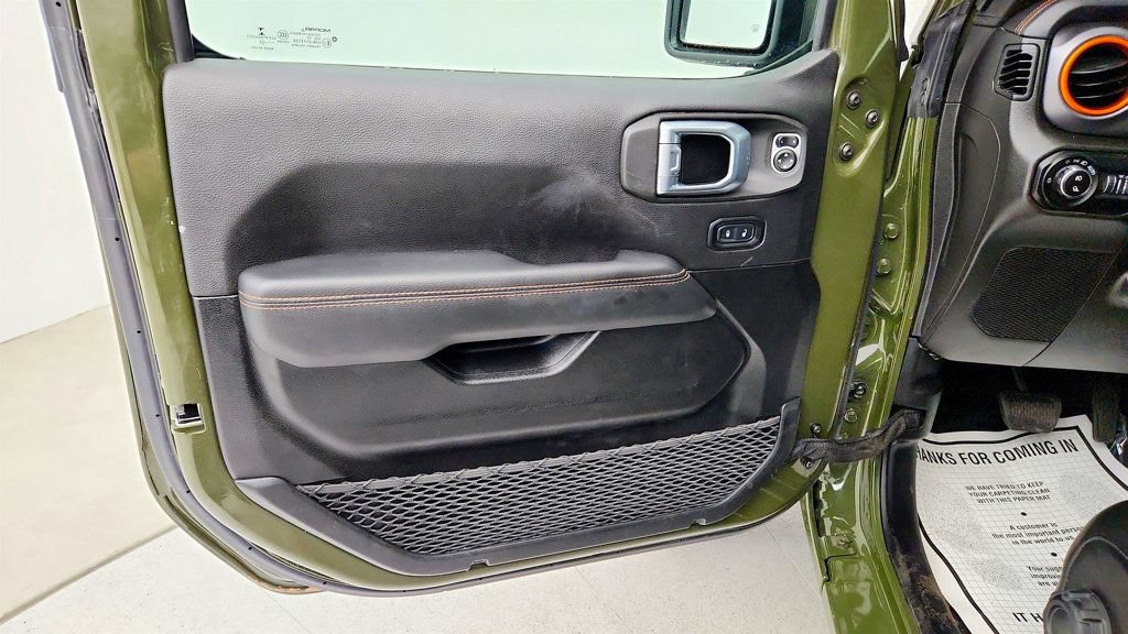 Used 2022 Jeep Gladiator Mojave w/ LED Lighting Group AWD/4WD image 10