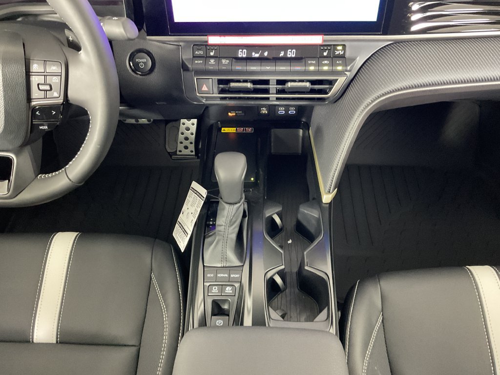 New 2026 Toyota Camry SE FWD image 12