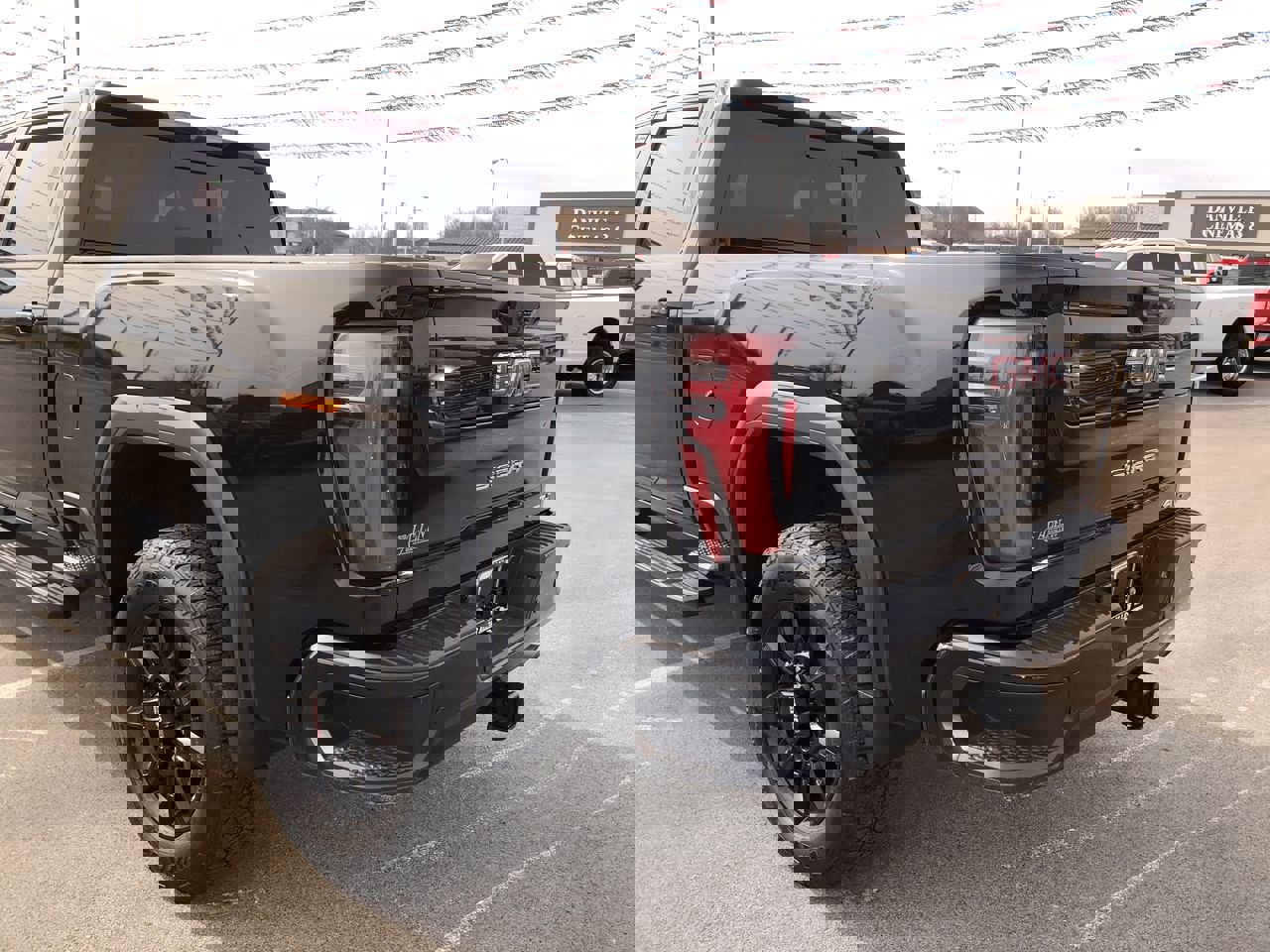 Used 2024 GMC Sierra 2500 AT4 w/ AT4 Preferred Package image 4