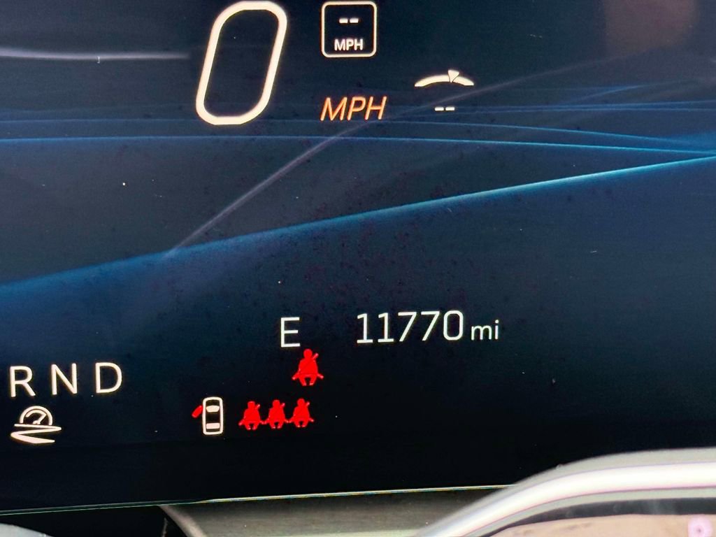 Used 2025 Cadillac Lyriq Luxury w/ LPO, Floor Liner Package image 5