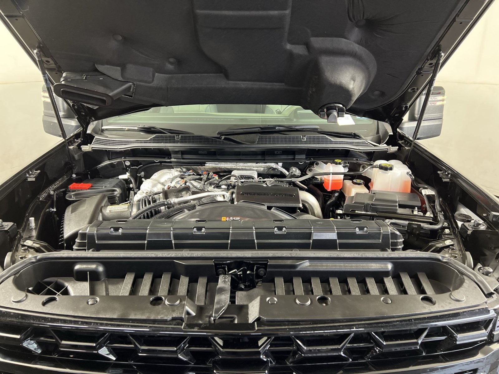 Used 2026 Chevrolet Silverado 2500 ZR2 AWD/4WD image 26