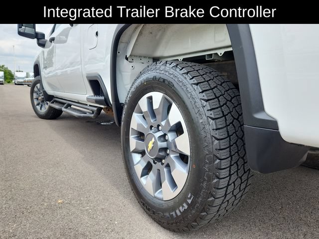 Used 2023 Chevrolet Silverado 2500 Custom w/ Custom Convenience Package AWD/4WD image 18