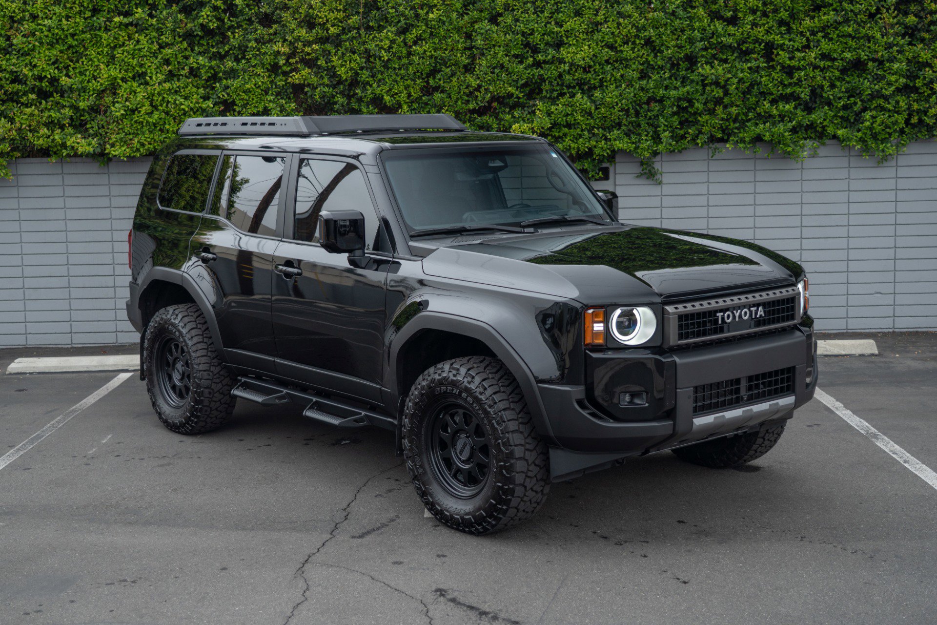Used 2024 Toyota Land Cruiser image 17